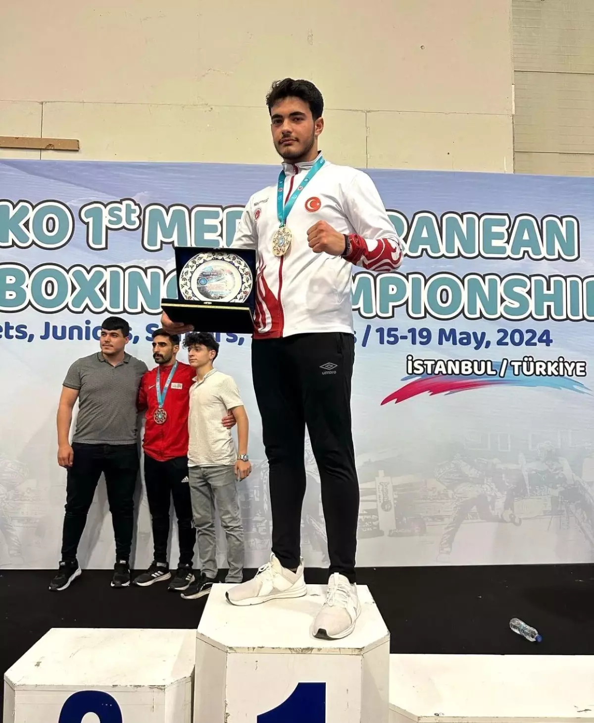 Kick Boks Gençler Dünya Şampiyonası’nda Elazığlı sporcu Alpaslan Hamza Kıvık mücadele edecek