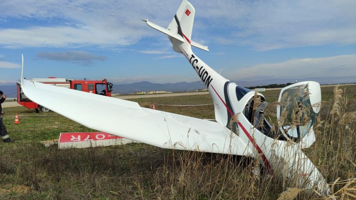 Bursa’da uçak kazası: Pilot yaralandı