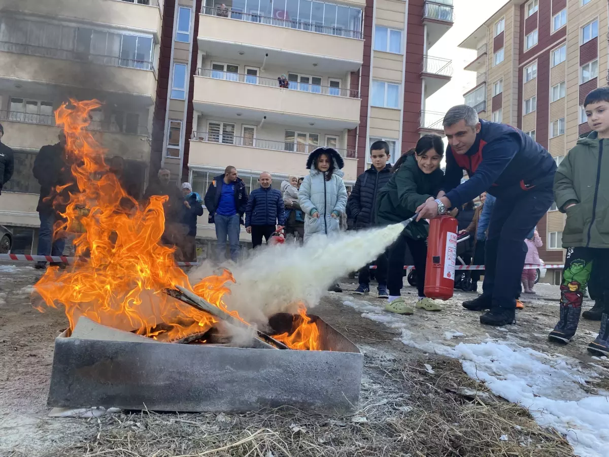 Gümüşhane’de Yangın Tatbikatı: Site Sakinleri Bilinçlendirildi