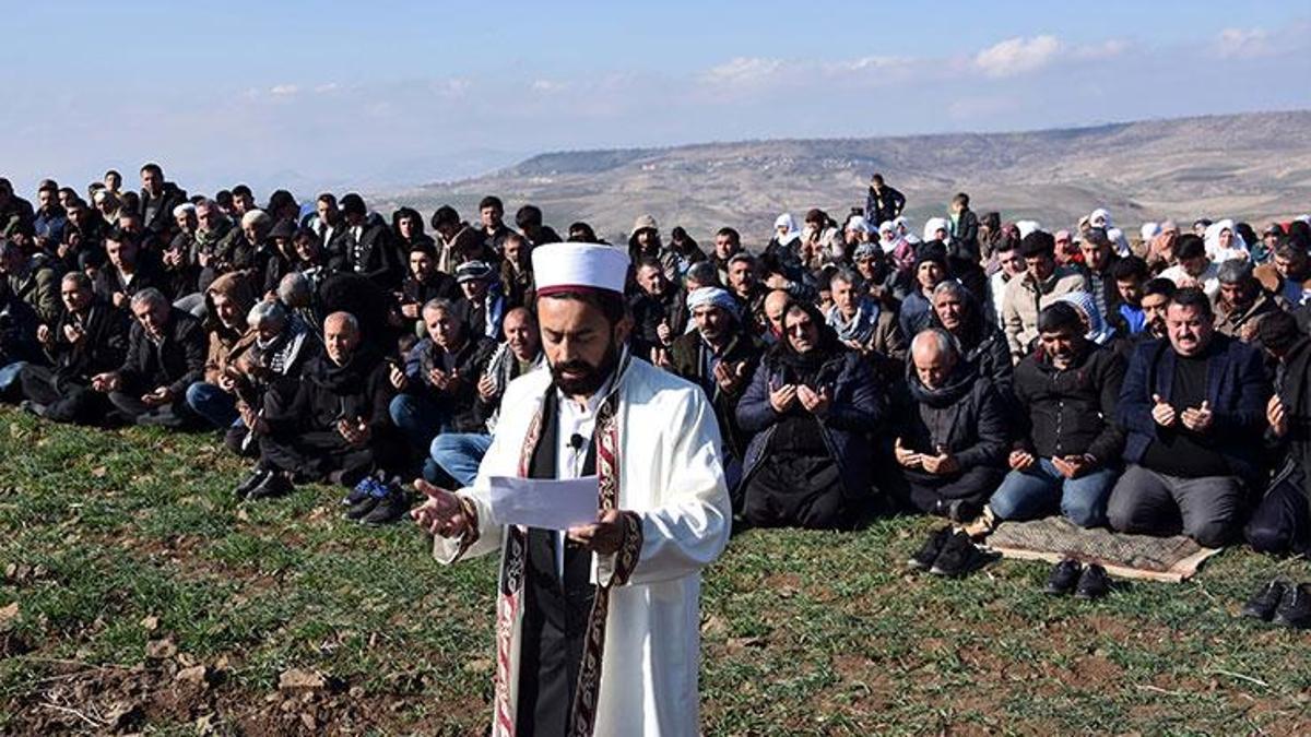 Şanlıurfa’da çiftçiler, yağmur duasına çıktı